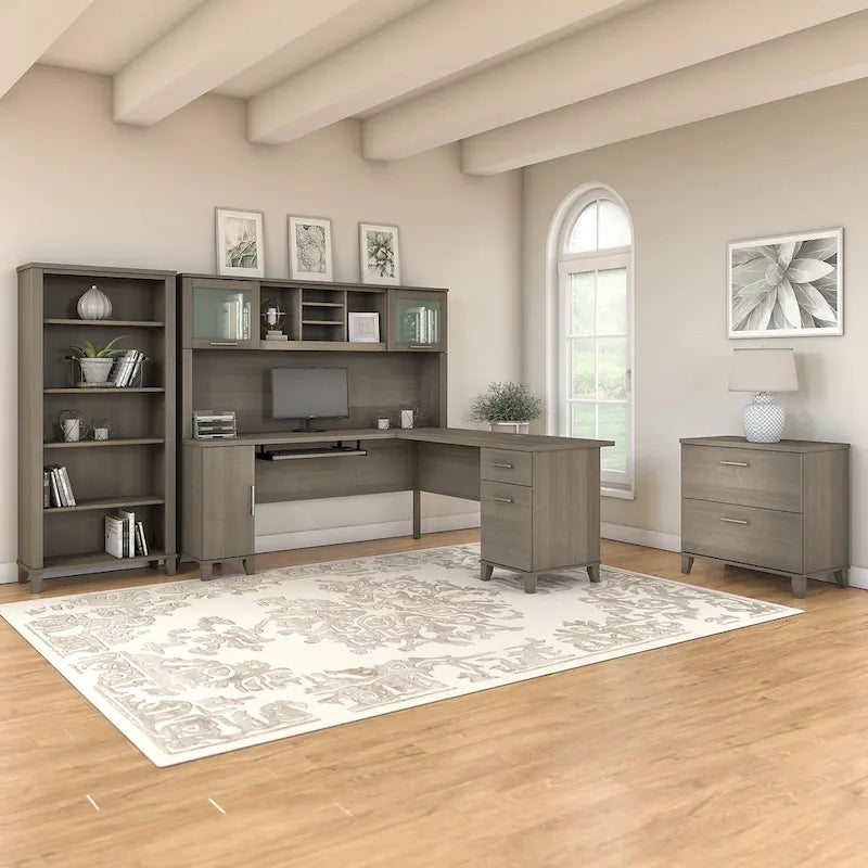Bureau d'angle avec huche, armoire et bibliothèque intégré(e) en